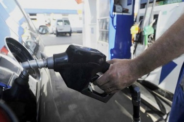 Termina abril y subieron los combustibles