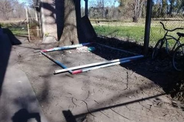 Piden a Petrecca que cumpla con las obras prometidas para una escuela