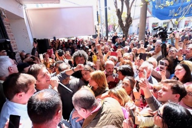 Kicillof: “Es imposible sostener un gobierno en contra de la clase media”