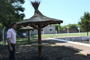 Inauguran el nuevo natatorio municipal en Colonia