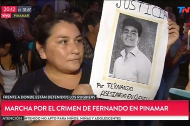 Vecinos pidieron justicia en la comisaría en que están presos los rugbiers