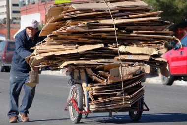 Preocupación de cartoneros y recicladores por la falta de trabajo