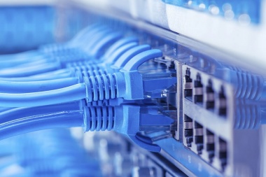 Exceptúan del aislamiento a prestadoras de telefonía, internet y TV por cable