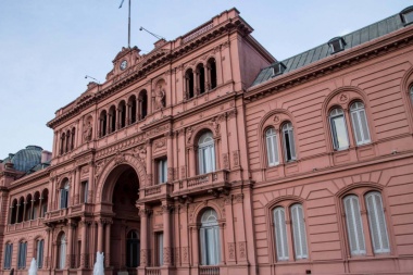 El Gobierno prorrogó por 60 días la prohibición de despidos y suspensiones
