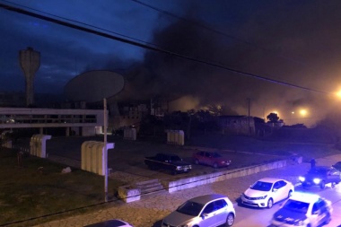 Se incendió el teatro del Casino de Necochea, un ícono de la ciudad