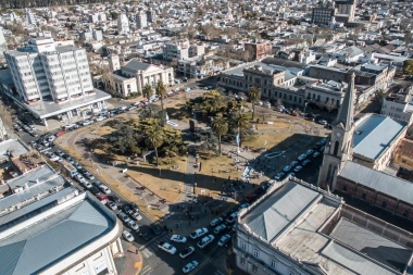Oligarquía y dictadura: Una caminata por las calles de Junín