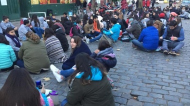 La Escuela 22 y el laberinto de la burocracia