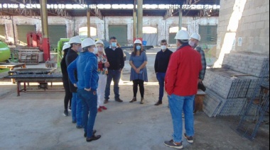 Encuentro en la cooperativa Innovar y Centro de Contención