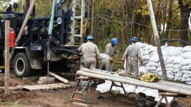 Arrancó la construcción de una nueva cisterna de agua potable en 9 de Julio