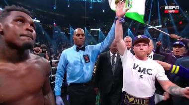 Canelo sigue siendo el Rey