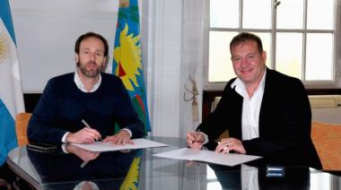Mientras Petrecca se resiste a la foto, dos alcaldes PRO firmaron la segunda cuota del Fondo de Fortalecimiento Fiscal Municipal