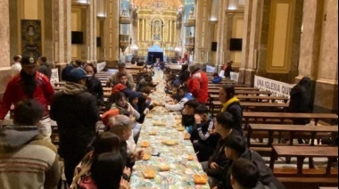 El arzobispo de Buenos Aires abrió la Catedral como comedor