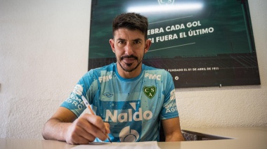 Sarmiento oficializó la contratación de Nereo Champagne