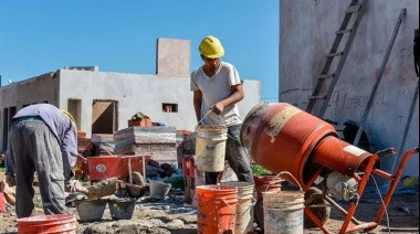 "Desde que asumió Milei los bonaerenses perdieron 54.000 puestos de trabajo registrado"