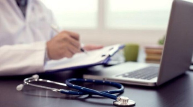El Gobierno eliminó aranceles en trámites clave para profesionales y centros de salud