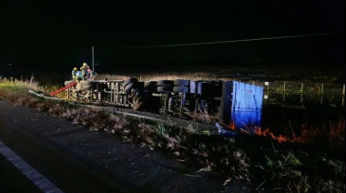 Tragedia en la Ruta 65: Un camionero murió tras descompensarse y volcar