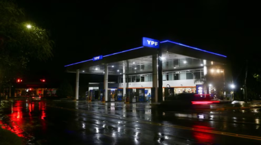 Cuáles serán las primeras estaciones de servicio de YPF con precios segmentados por hora