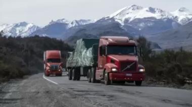 Los camioneros chilenos rechazan pagar más para transitar por rutas argentinas y crece la tensión