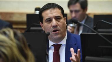 La UCR se planta, buscará voltear el veto de Javier Milei y sostener su ley para Bahía Blanca