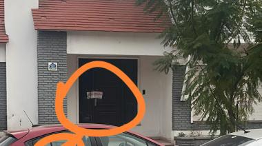 ¿Qué hay detrás de la casa misteriosa?