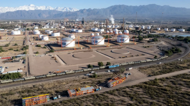 El Gobierno echó a 60 funcionarios y sospecha filtraciones a favor de los fondos buitres