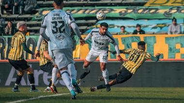 Aldosivi y Central Córdoba abrieron el Clausura con un empate sin goles
