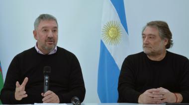 Guillermo Tamarit disertó en el primer encuentro del Ciclo de Diálogos "Por la Ciudad"
