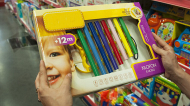 Simplifican trámites para importar juguetes, anteojos o bicicletas para niños