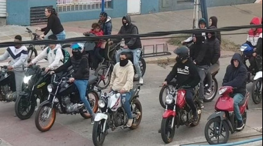 Picadas ilegales en Chacabuco: La Policía secuestró motos en varios allanamientos
