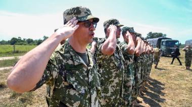 Jubilados no, militares sí: Aumento del 7,5% para el personal de las fuerzas armadas