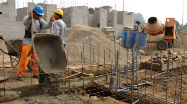 La construcción sigue en terreno negativo y casi el 90% de las empresas no esperan una mejora en el futuro cercano