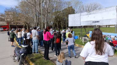 Los vecinos se convocaron para protestar contra el abandono de las obras