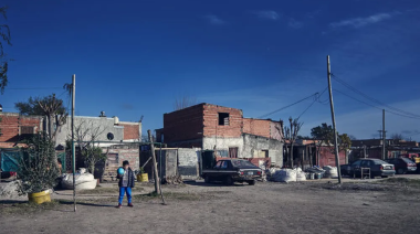 La pobreza cayó al 31,6% en el primer semestre 2025