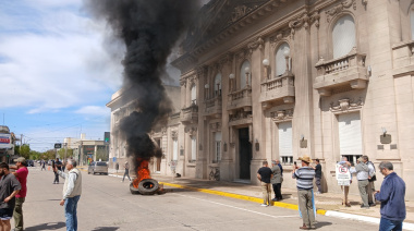Productores inundados “explotaron” en 9 de julio