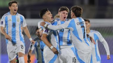 Argentina goleó a Australia y clasificó a octavos de final