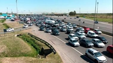 Fuerte movimiento vehicular rumbo a la Costa Atlántica