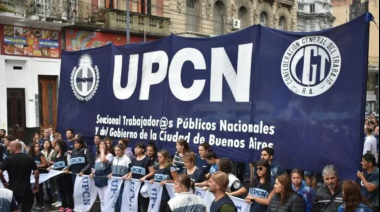 Estatales en alerta: le piden a Axel Kicillof cobrar el aguinaldo "en tiempo y forma"