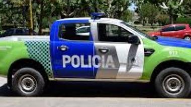 Un policía de Junín fue detenido tras disparar contra una vivienda y haber intentado incendiarla