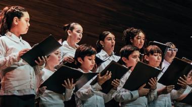 "Crecer Cantando" presenta su último concierto del 2025