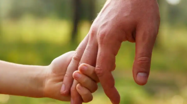 Promulgaron los cambios en la ley de adopción en Provincia de Buenos Aires