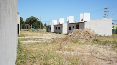 La Provincia retoma obras de viviendas abandonadas por Nación y avanza con fondos propios