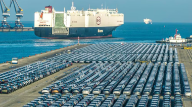 La producción de autos cayó 73,4% en un año