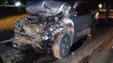 Ruta 8: Un herido al chocar su camioneta contra un camión