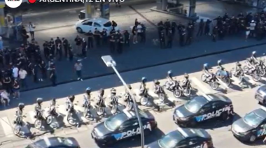 El gobierno de Santa Fe busca desactivar el conflicto policial: aumento salarial y marcha atrás con los pases a disponibilidad