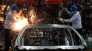 El uso de la capacidad instalada cayó al 53,8% en diciembre, el número más bajo de 2025