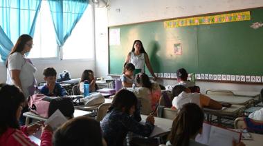 Los gremios docentes confirmaron el paro y se complica el inicio de clases en la Provincia
