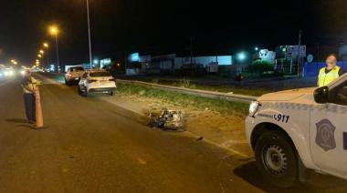 Un motociclista que cruzaba la ruta 7 fue embestido por una camioneta