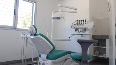 Sonrisas bonaerenses: el programa provincial para poner prótesis dentales de manera gratuita