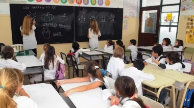 Provincia: Docentes y judiciales piden cobrar los sueldos antes de Semana Santa