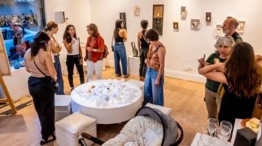 "Gira" ya puede visitarse en la Galería Tono Local